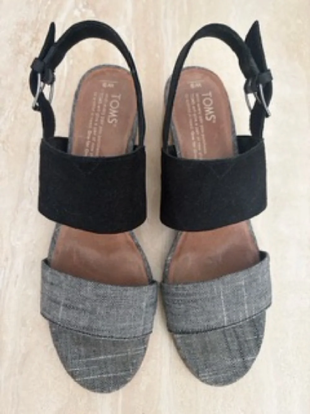 TOMS SUEDE / CHAMBRAY SANDALS